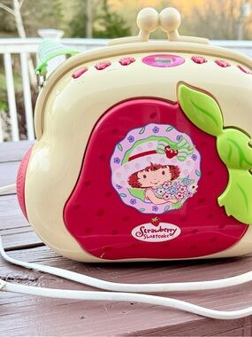Strawberry Shortcake Boombox